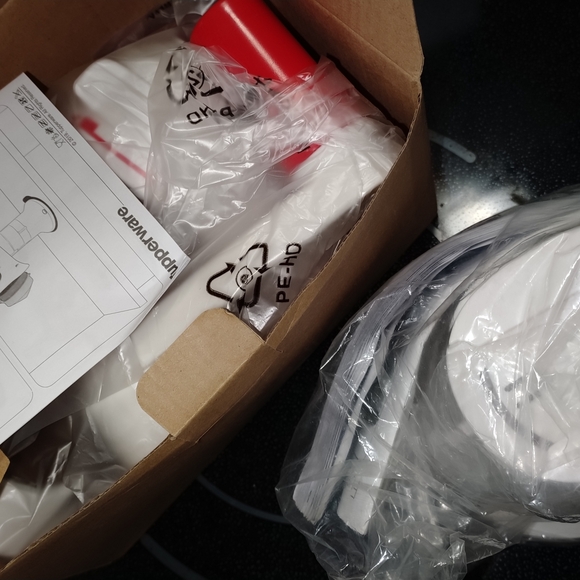 Tupperware Spiralizer + Base * New * - Picture 3 of 3